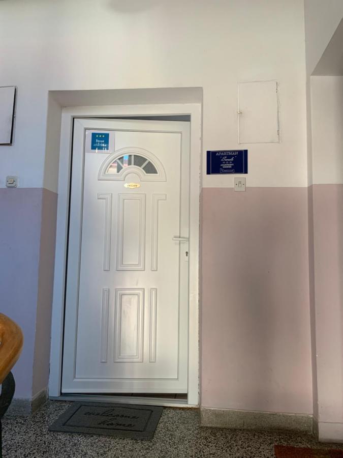 קריקווניצה Sanela- Apartman Za Bezbrizan Odmor מראה חיצוני תמונה